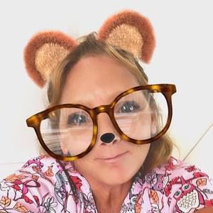 Meet your Posher, Lorraine